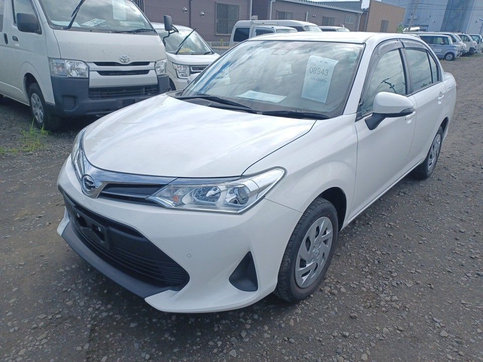 2021 Toyota カローラ アクシオ Japan auction vehicle