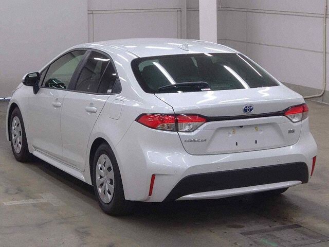 2023 Toyota Corolla ハイブリッドG 4WD auction photo 2