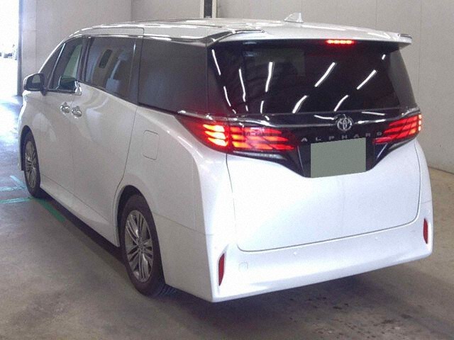 2025 Toyota Alphard Z auction photo 2
