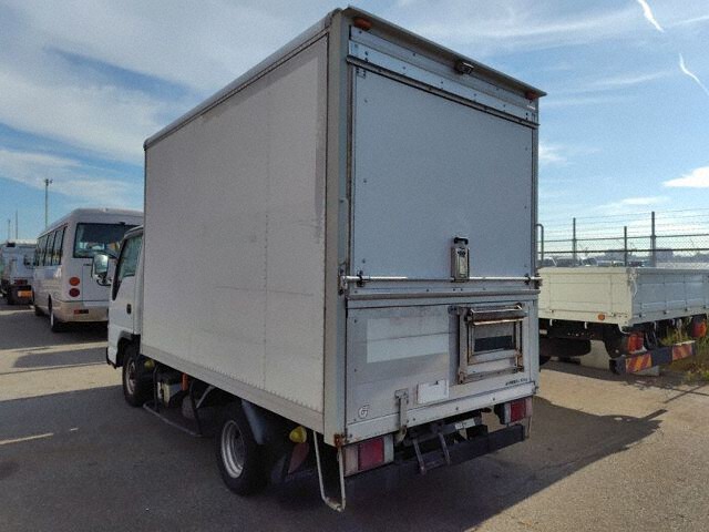 2007 Isuzu Elf auction photo 2