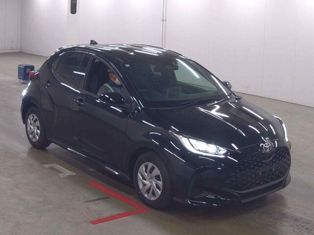 Japan Auction Vehicles 8 2025 Toyota Yaris G auction photo