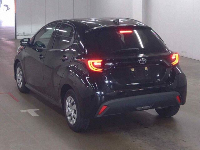 2025 Toyota Yaris G auction photo 2