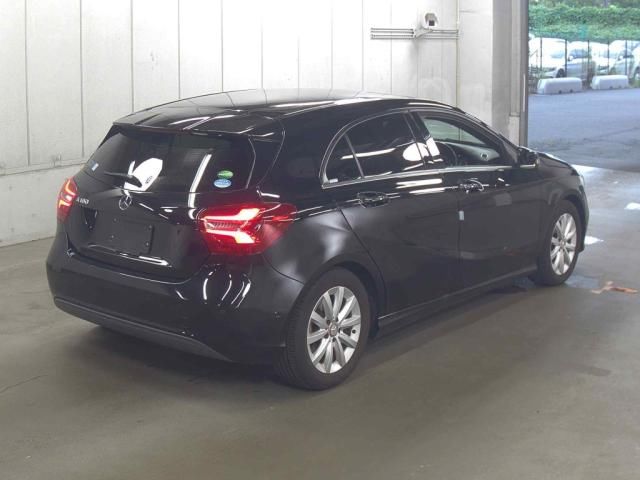 2016 Mercedes-Benz A 180 auction photo 3