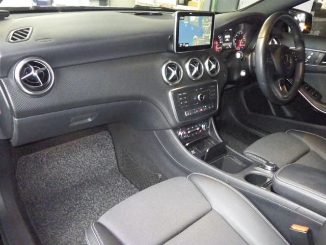 2016 Mercedes-Benz A 180 auction photo 2