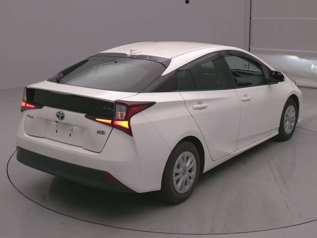 2021 Toyota Prius S auction photo 2