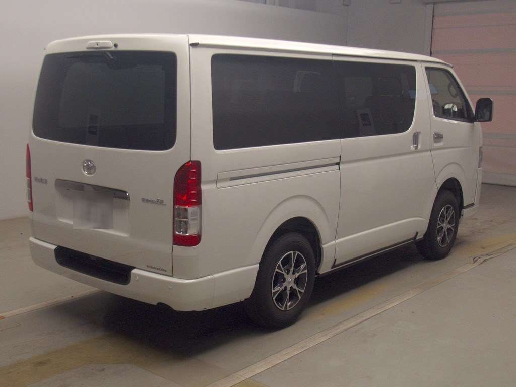 2026 Toyota Hiace Super GL Dark Ply 4WD auction photo 2