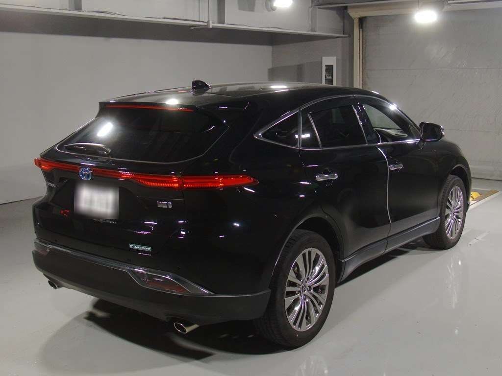 2023 Toyota Harrier Z auction photo 2