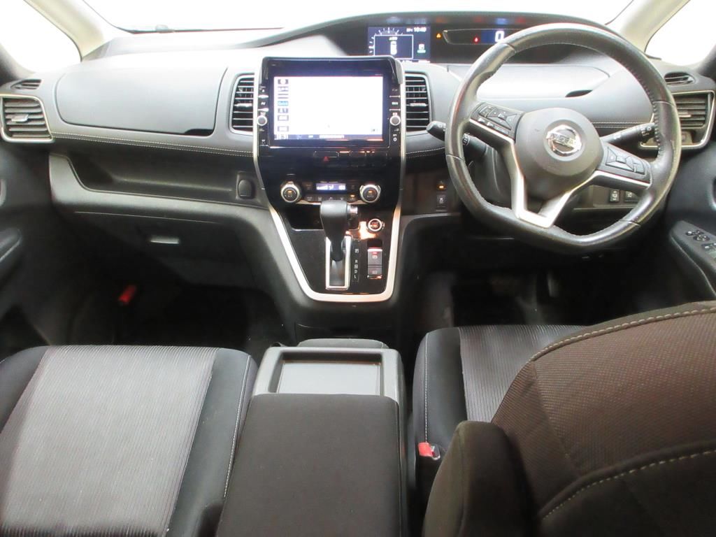 2017 Nissan Serena ハイウェイスタープロパイロットエディション auction photo 3