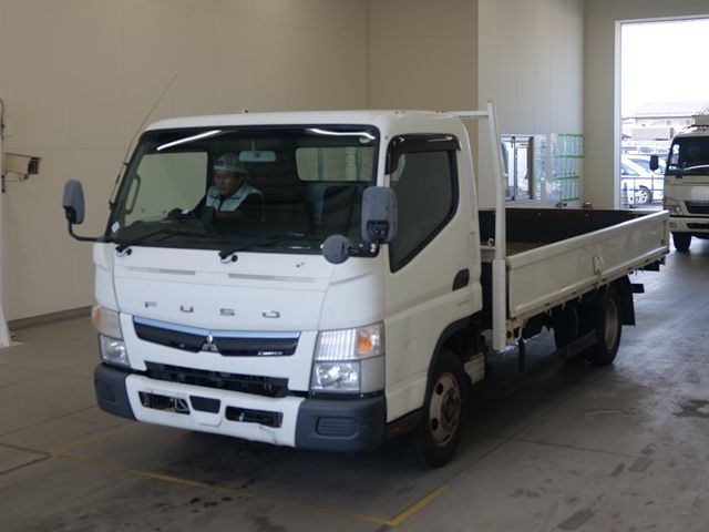 2020 Mitsubishi Fuso Canter Hira Japan auction vehicle