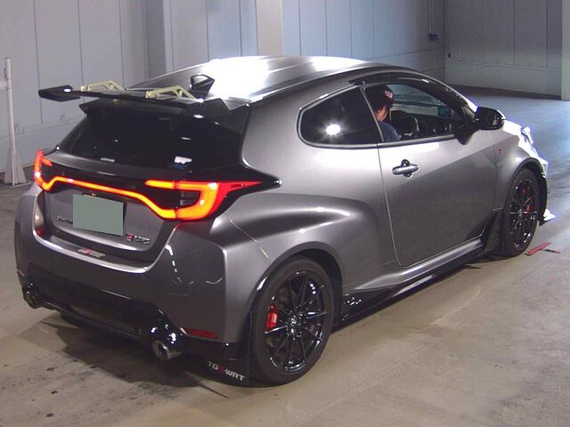 2024 Toyota GR Yaris RZ High Performance 4WD auction photo 5