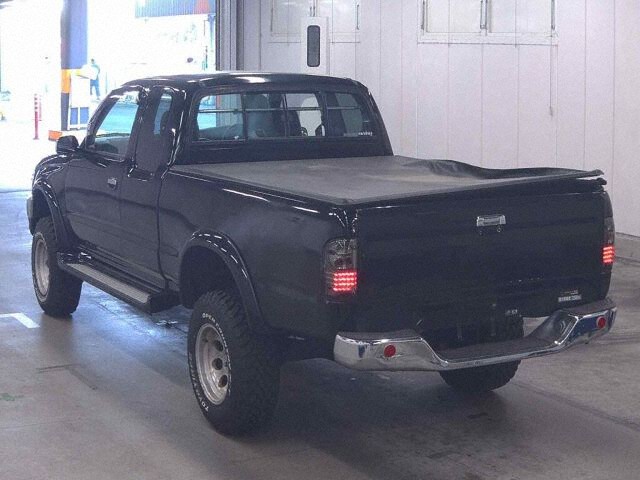 2002 Toyota ハイラックススポーツピックアップ Extra Cab auction photo 2