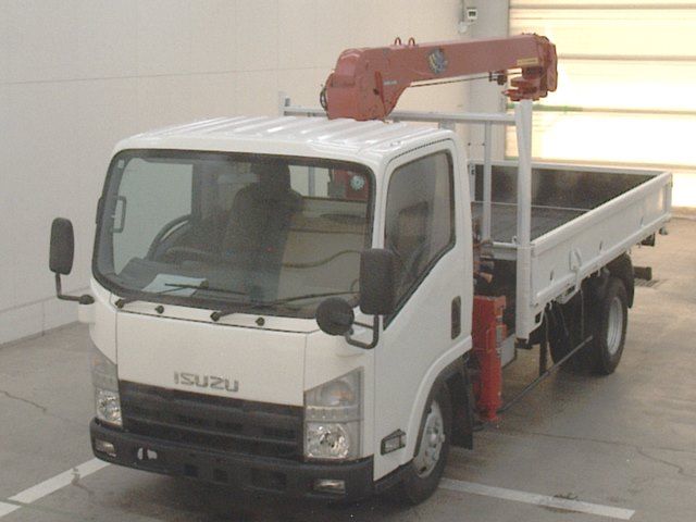 2013 Isuzu Elf With crane Japan auction vehicle