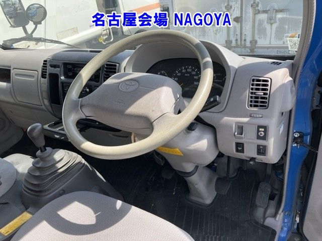 2007 Toyota Dyna ヒラ.ホロ auction photo 4