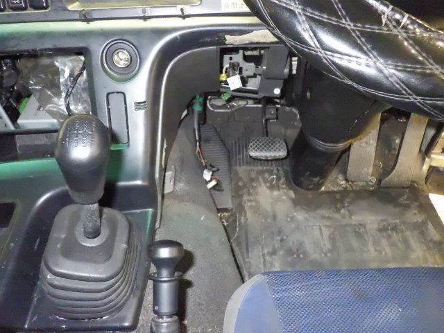 2013 Isuzu Wing auction photo 8