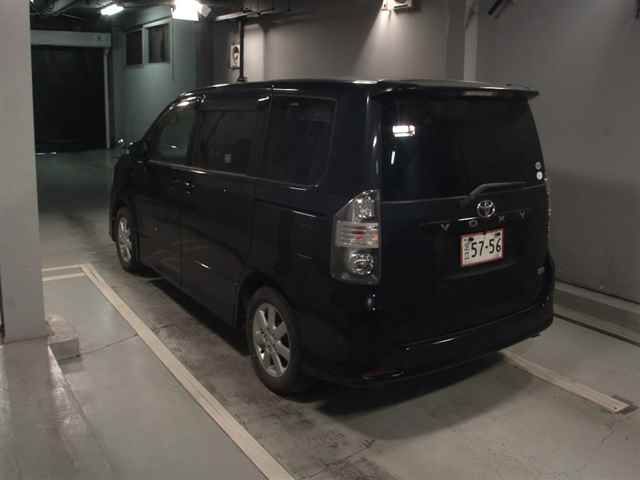 2008 Toyota Voxy ZS auction photo 2