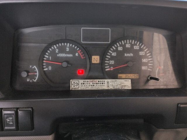 2008 Isuzu Elf auction photo 3