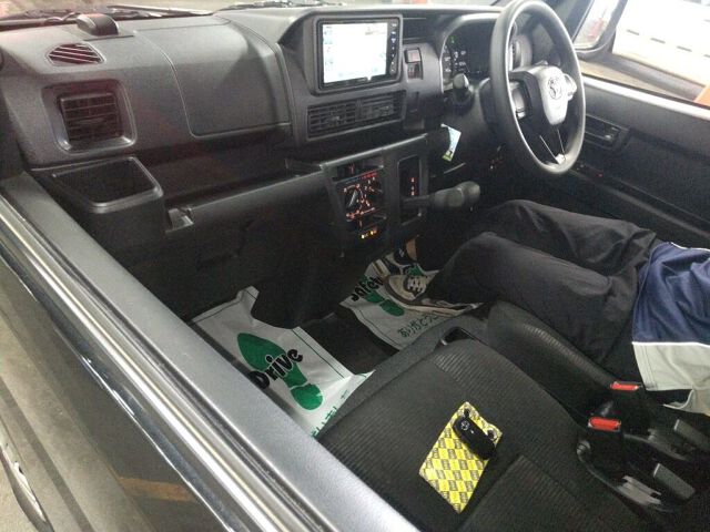 2022 Toyota Pixis Van クルーズ auction photo 3