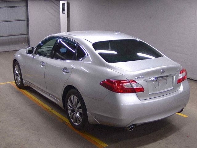 2014 Nissan Fuga 370GT auction photo 2