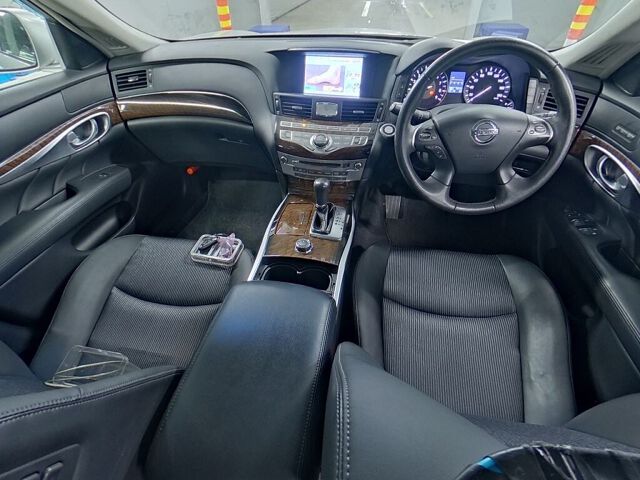 2014 Nissan Fuga 370GT auction photo 3