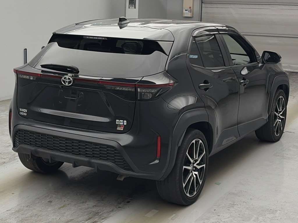 2023 Toyota Yaris Cross ハイブリッド GRスポーツ auction photo 2