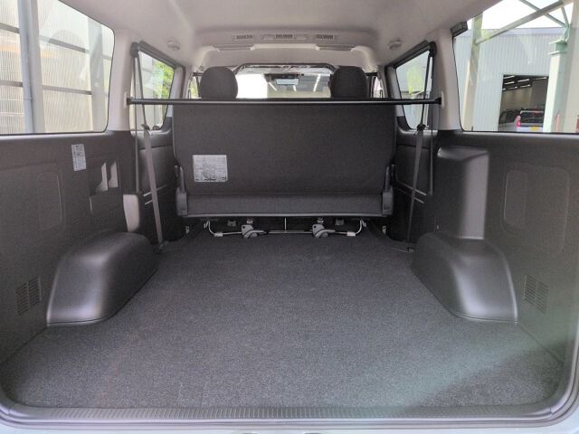 2026 Toyota Hiace ロングスーパーGL auction photo 6