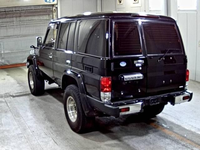 1998 Toyota Land Cruiser 70 ZX ディーゼル 4WD auction photo 2