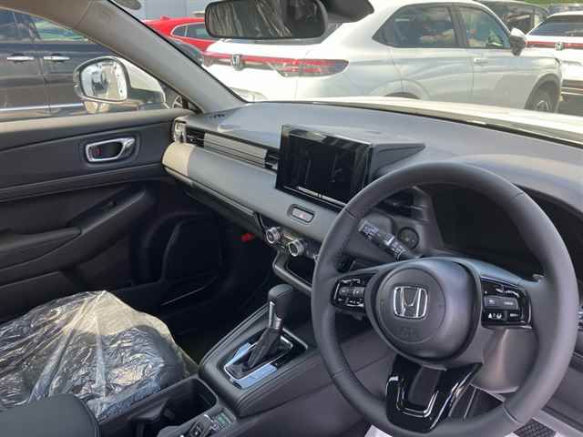2026 Honda Vezel G auction photo 3
