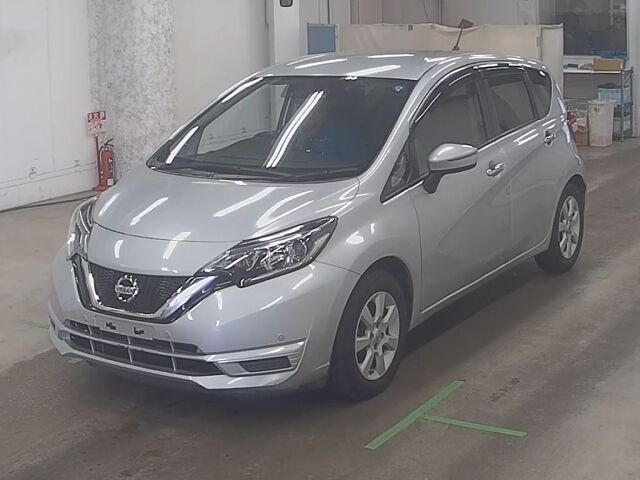 2020 Nissan Note X V Selection auction photo 4