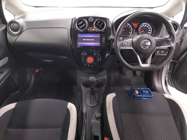 2020 Nissan Note X V Selection auction photo 3