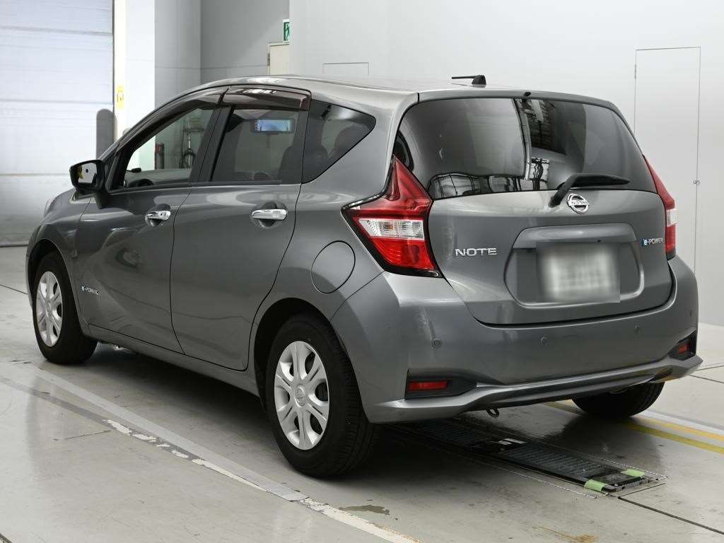 2018 Nissan Note e-パワー X auction photo 6