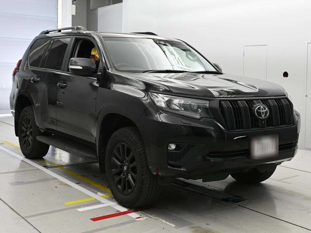 2023 Toyota Land Cruiser Prado TXL Package Matte Bra 4WD auction photo 5