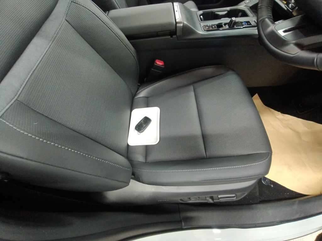 2026 Toyota RAV4 ハイブリッドZ 4WD auction photo 10