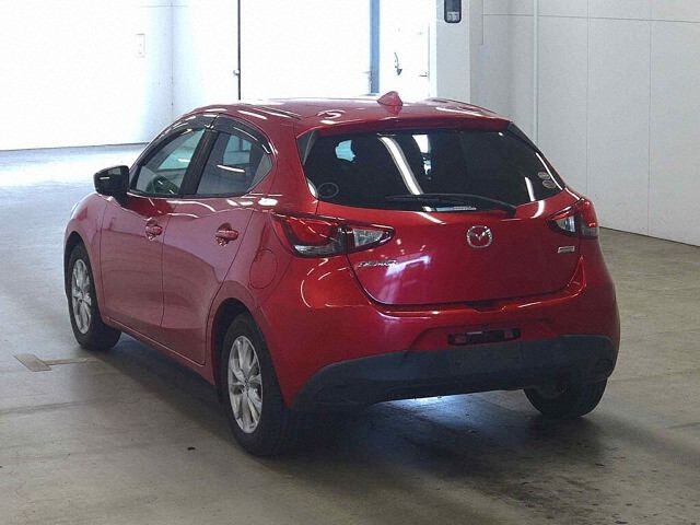 2017 Mazda Demio 13S auction photo 2
