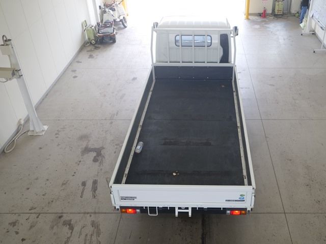 2022 Mitsubishi Fuso Canter Flat, wide, long auction photo 3