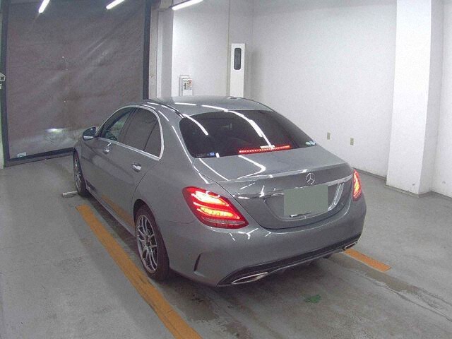 2016 Mercedes-Benz C-Class C200 Ava AMG Line auction photo 2