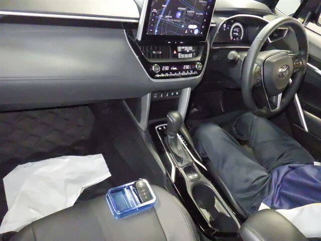 2025 Toyota Corolla Cross Hybrid Z auction photo 3