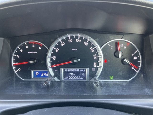 2020 Toyota Hiace Van DX auction photo 13