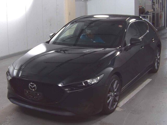 2019 Mazda 3ファストバック 15Sツーリング 4WD auction photo 4