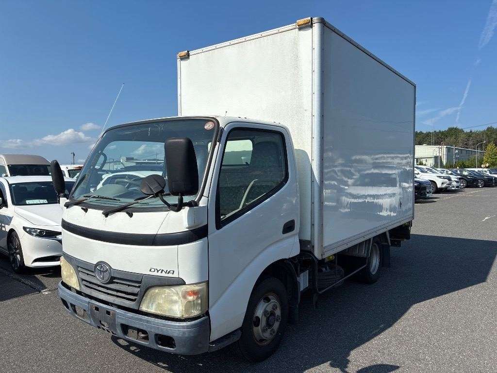 Japan Auction Vehicles 4 2008 Toyota Dyna auction photo