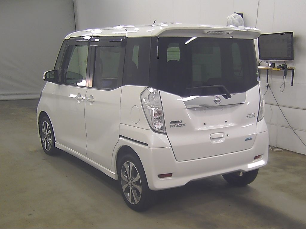 2015 Nissan Dayz Roox ハイウェイスターX Gパッケージ auction photo 5