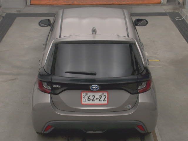 2021 Toyota Yaris Hybrid X auction photo 7