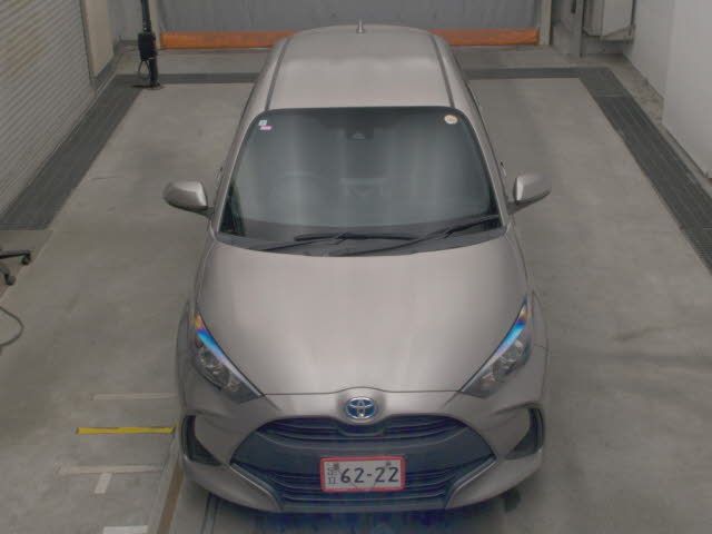 2021 Toyota Yaris Hybrid X auction photo 6