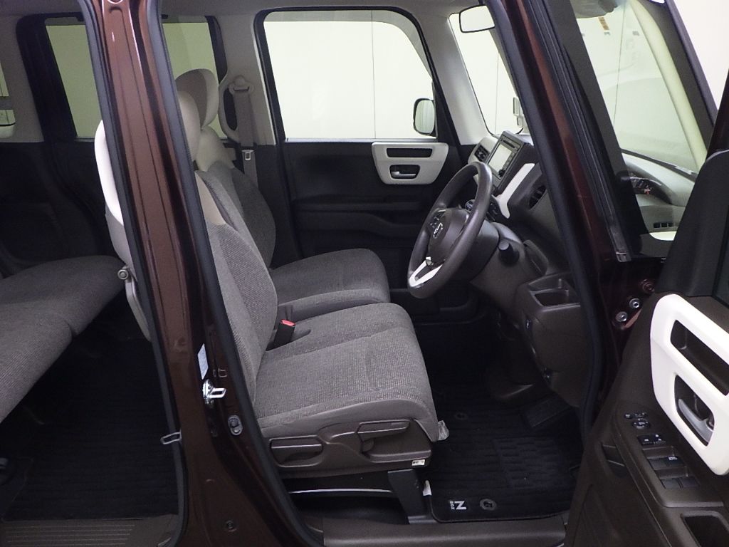 2023 Honda N-BOX 4WD L auction photo 6