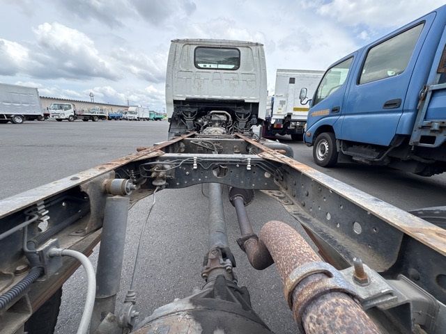 2006 Isuzu Elf chassis auction photo 15