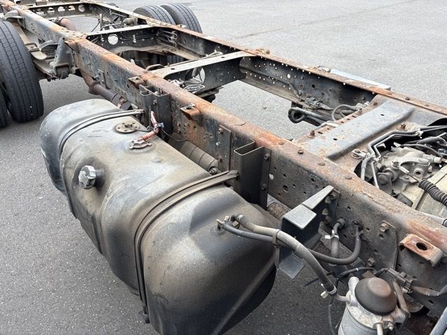 2006 Isuzu Elf chassis auction photo 17