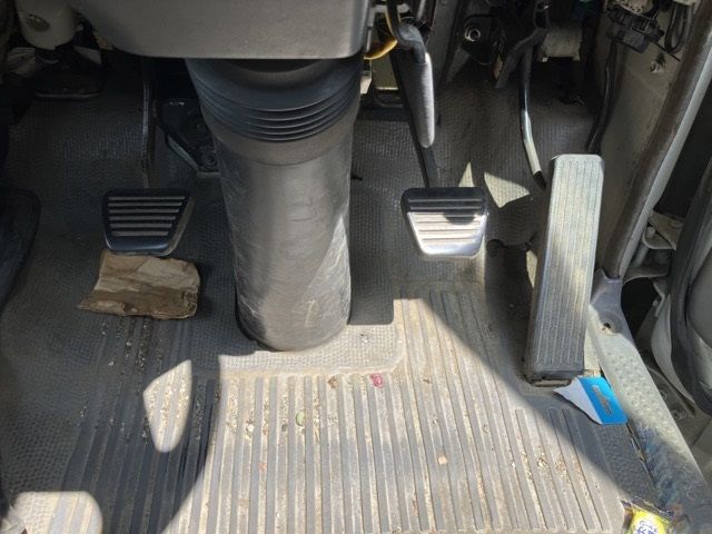 2006 Isuzu Elf chassis auction photo 4