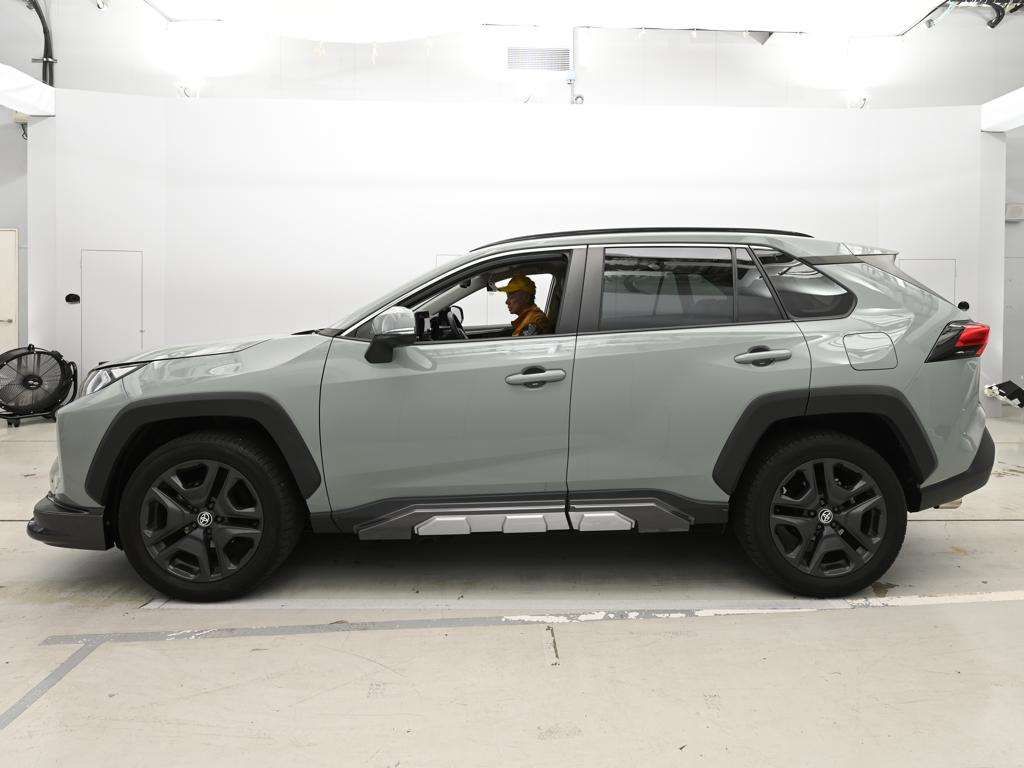 2024 Toyota RAV4 Adventure 4WD auction photo 4