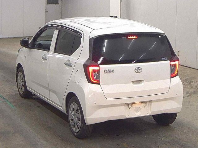 2021 Toyota Pixis Epoch X SA III auction photo 2