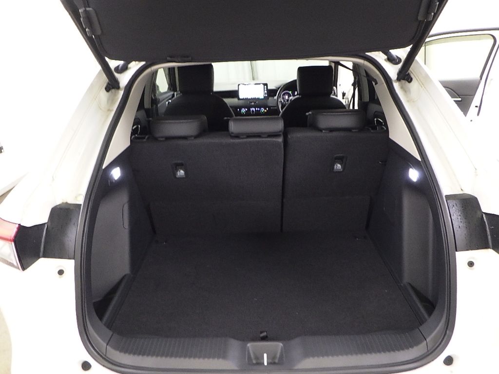 2021 Honda Vezel e:HEV Z auction photo 8