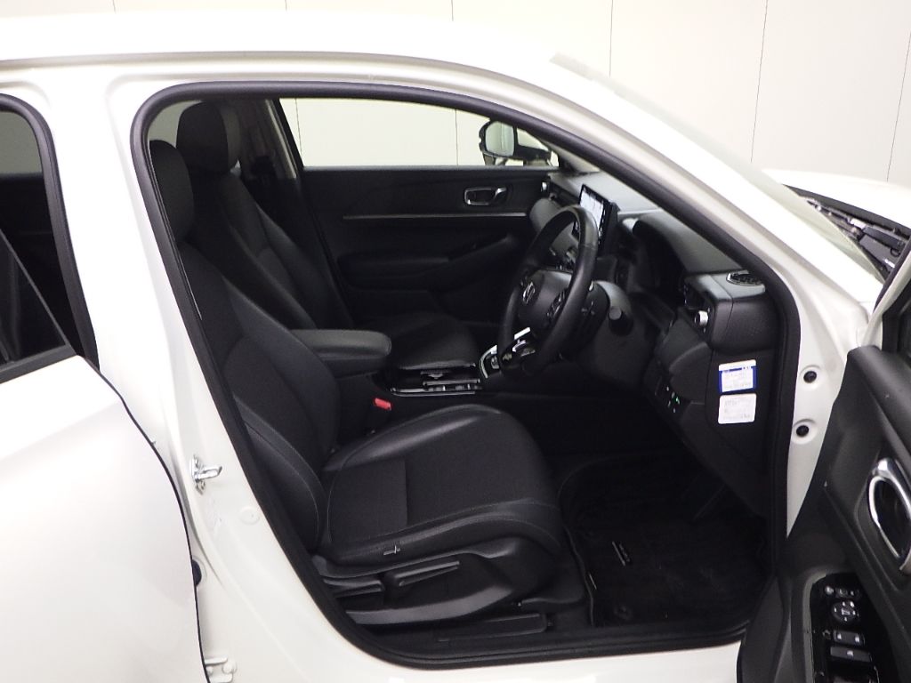 2021 Honda Vezel e:HEV Z auction photo 6